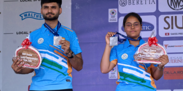 ISSF Junior WC : ਵੰਸ਼ਿਕਾ ਚੌਧਰੀ ਅਤੇ ਸ਼ਿਵਾ ਨਰਵਾਲ ਨੇ ਜਿੱਤਿਆ ਚਾਂਦੀ ਦਾ ਤਗਮਾ ; ਭਾਰਤ ਤਗਮਿਆਂ ਦੀ ਸੂਚੀ ਵਿੱਚ ਬਣਿਆ ਹੋਇਆ ਹੈ ਮੋਹਰੀ ISSF Junior WC : ਵੰਸ਼ਿਕਾ ਚੌਧਰੀ ਅਤੇ ਸ਼ਿਵਾ ਨਰਵਾਲ ਨੇ ਜਿੱਤਿਆ ਚਾਂਦੀ ਦਾ ਤਗਮਾ ; ਭਾਰਤ ਤਗਮਿਆਂ ਦੀ ਸੂਚੀ ਵਿੱਚ ਬਣਿਆ ਹੋਇਆ ਹੈ ਮੋਹਰੀ