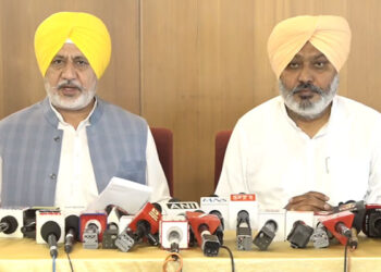 Big Breaking: ‘ਆਪ’ ਦੀ ਪ੍ਰੈਸ ਕਾਨਫਰੰਸ: ਮੁੱਖ ਮੰਤਰੀ ਦੀ ਵੀਡੀਓ ਨੂੰ ਲੈ ਕੇ ਕੀਤਾ ਵੱਡਾ ਖੁਲਾਸਾ ! Big Breaking: ‘ਆਪ’ ਦੀ ਪ੍ਰੈਸ ਕਾਨਫਰੰਸ: ਮੁੱਖ ਮੰਤਰੀ ਦੀ ਵੀਡੀਓ ਨੂੰ ਲੈ ਕੇ ਕੀਤਾ ਵੱਡਾ ਖੁਲਾਸਾ !
