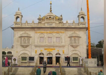 Sikh World: ਸਰਕਾਰ ਵੱਲੋਂ ਨਾਂਦੇੜ ਗੁਰਦੁਆਰਾ ਸਾਹਿਬ ਦਾ 70 ਸਾਲ ਪੁਰਾਣਾ ਕਾਨੂੰਨ ਰੱਦ Sikh World: ਸਰਕਾਰ ਵੱਲੋਂ ਨਾਂਦੇੜ ਗੁਰਦੁਆਰਾ ਸਾਹਿਬ ਦਾ 70 ਸਾਲ ਪੁਰਾਣਾ ਕਾਨੂੰਨ ਰੱਦ