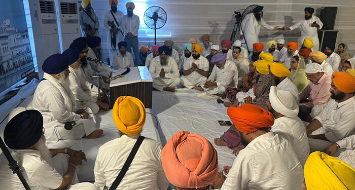 Breaking: ‘ਸਤਿਕਾਰ ਐਕਟ’ ‘ਤੇ ਜਥੇਦਾਰ ਕੁਲਦੀਪ ਸਿੰਘ ਗੜਗੱਜ ਨੇ ਸਰਕਾਰ ਨੂੰ ਜਾਰੀ ਕੀਤੇ ਅਹਿਮ ਹੁਕਮ