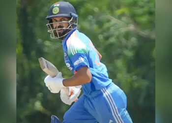 Cricket: ਪੜ੍ਹੋ ਭਾਰਤ ਏ ਨੇ ਸ਼੍ਰੀਲੰਕਾ ਏ ਨੂੰ ਦਿੱਤਾ ਕਿੰਨੀਆਂ ਦੌੜਾਂ ਦਾ ਟੀਚਾ ? Cricket: ਪੜ੍ਹੋ ਭਾਰਤ ਏ ਨੇ ਸ਼੍ਰੀਲੰਕਾ ਏ ਨੂੰ ਦਿੱਤਾ ਕਿੰਨੀਆਂ ਦੌੜਾਂ ਦਾ ਟੀਚਾ ?