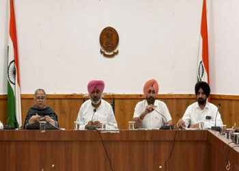 Punjab: ਵਿਧਾਨ ਸਭਾ ਹਲਕਾ ਦਿੜ੍ਹਬਾ ਵਿਖੇ ਹੁਣ ਤੱਕ 1362 ਵਿਕਾਸ ਕਾਰਜ ਮੁਕੰਮਲ: ਹਰਪਾਲ ਚੀਮਾ Punjab: ਵਿਧਾਨ ਸਭਾ ਹਲਕਾ ਦਿੜ੍ਹਬਾ ਵਿਖੇ ਹੁਣ ਤੱਕ 1362 ਵਿਕਾਸ ਕਾਰਜ ਮੁਕੰਮਲ: ਹਰਪਾਲ ਚੀਮਾ