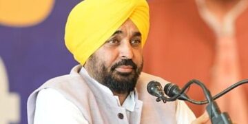 ਮੈਂ ਸ੍ਰੀ ਅਕਾਲ ਤਖ਼ਤ ਸਾਹਿਬ ਅੱਗੇ ਸੀਸ ਨਿਵਾਇਆ ਕਿਉਂਕਿ ਇਹ ਹਰ ਪੰਜਾਬੀ ਅਤੇ ਸਿੱਖ ਲਈ ਸਰਵਉੱਚ ਹੈ, ਪਰ ਕੁਝ ਲੋਕ ਆਪਣੇ ਨਿੱਜੀ ਹਿੱਤਾਂ ਲਈ ਇਸ ਦੀ ਦੁਰਵਰਤੋਂ ਕਰ ਰਹੇ ਹਨ: ਮੁੱਖ ਮੰਤਰੀ ਭਗਵੰਤ ਸਿੰਘ ਮਾਨ