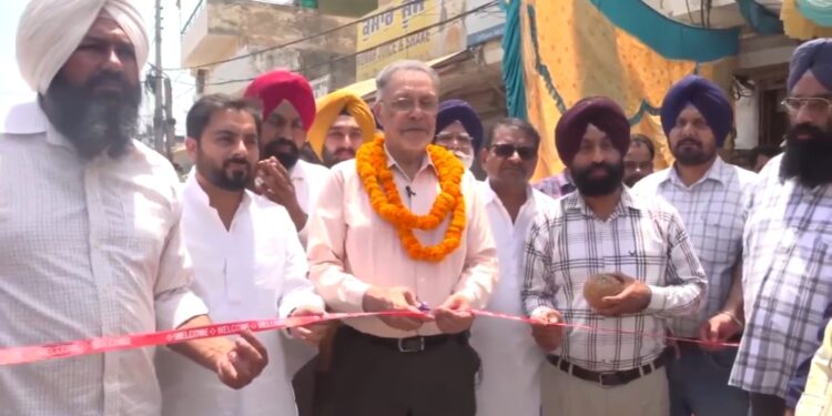 ਡਾ. ਬਲਬੀਰ ਸਿੰਘ ਵੱਲੋਂ ਪਟਿਆਲਾ ਦਿਹਾਤੀ ਵਿੱਚ 2 ਕਿਲੋਮੀਟਰ ਸੜਕ ਨਿਰਮਾਣ ਦੀ ਸ਼ੁਰੂਆਤ