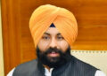 ਮੁੱਖ ਮੰਤਰੀ ਭਗਵੰਤ ਸਿੰਘ ਮਾਨ ਦੇ ਐਲਾਨ ਤੋਂ 24 ਘੰਟਿਆਂ ਦੇ ਅੰਦਰ, ਪੰਜਾਬ ਸਰਕਾਰ ਵੱਲੋਂ ਪ੍ਰਾਈਵੇਟ ਸਕੂਲਾਂ ਦੁਆਰਾ ਮਨਮਾਨੇ ਢੰਗ ਨਾਲ ਫੀਸਾਂ ਵਿੱਚ ਵਾਧੇ ‘ਤੇ ਰੋਕ ਲਈ ਕਾਨੂੰਨ ਦਾ ਖਰੜਾ ਬਣਾਉਣ ਦੇ ਹੁਕਮ