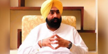 Punjab: ਈਡੀ ਸਾਹਮਣੇ ਮੁੜ ਪੇਸ਼ ਹੋਏ ਅਕਾਲੀ ਆਗੂ ਕਿੱਕੀ ਢਿੱਲੋਂ Punjab: ਈਡੀ ਸਾਹਮਣੇ ਮੁੜ ਪੇਸ਼ ਹੋਏ ਅਕਾਲੀ ਆਗੂ ਕਿੱਕੀ ਢਿੱਲੋਂ