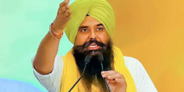 Breaking: ਮਹਾਰਾਸ਼ਟਰ ਸਰਕਾਰ ਨੇ ਤਖ਼ਤ ਸੱਚਖੰਡ ਸ੍ਰੀ ਹਜ਼ੂਰ ਸਾਹਿਬ ‘ਤੇ ਕਬਜ਼ਾ ਕਰਨ ਦੀ ਕੋਝੀ ਸਾਜ਼ਿਸ਼ ਰਚੀ – ਮਾਲਵਿੰਦਰ ਕੰਗ