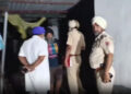 Big Breaking: ਜ਼ਮੀਨੀ ਵਿਵਾਦ ਨੇ ਧਾਰਿਆ ਖੂਨੀ ਰੂਪ, ਇੱਕੋ ਪਰਿਵਾਰ ਦੇ 3 ਜੀਆਂ ਸਮੇਤ 4 ਮੌਤਾਂ Big Breaking: ਜ਼ਮੀਨੀ ਵਿਵਾਦ ਨੇ ਧਾਰਿਆ ਖੂਨੀ ਰੂਪ, ਇੱਕੋ ਪਰਿਵਾਰ ਦੇ 3 ਜੀਆਂ ਸਮੇਤ 4 ਮੌਤਾਂ