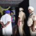 Big Breaking: ਜ਼ਮੀਨੀ ਵਿਵਾਦ ਨੇ ਧਾਰਿਆ ਖੂਨੀ ਰੂਪ, ਇੱਕੋ ਪਰਿਵਾਰ ਦੇ 3 ਜੀਆਂ ਸਮੇਤ 4 ਮੌਤਾਂ Big Breaking: ਜ਼ਮੀਨੀ ਵਿਵਾਦ ਨੇ ਧਾਰਿਆ ਖੂਨੀ ਰੂਪ, ਇੱਕੋ ਪਰਿਵਾਰ ਦੇ 3 ਜੀਆਂ ਸਮੇਤ 4 ਮੌਤਾਂ