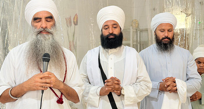 Punjab: 1984 ਦੇ ਸ਼ਹੀਦਾਂ ਦੀ ਯਾਦ ‘ਚ ਨਾਨਕਸਰ ਦੇਵੀਵਾਲਾ ਵਿਖੇ ਪਾਏ ਗਏ ਅਖੰਡ ਪਾਠਾਂ ਦੇ ਭੋਗ Punjab: 1984 ਦੇ ਸ਼ਹੀਦਾਂ ਦੀ ਯਾਦ ‘ਚ ਨਾਨਕਸਰ ਦੇਵੀਵਾਲਾ ਵਿਖੇ ਪਾਏ ਗਏ ਅਖੰਡ ਪਾਠਾਂ ਦੇ ਭੋਗ