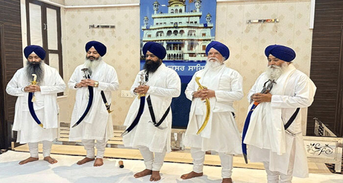 Akal Takht ਸਾਹਿਬ ‘ਤੇ ਪੇਸ਼ੀ: ਸ੍ਰੀ ਅਕਾਲ ਤਖ਼ਤ ਸਾਹਿਬ ਸਕੱਤਰੇਤ ਪੁੱਜੇ ਪੰਜ ਸਿੰਘ ਸਾਹਿਬਾਨ