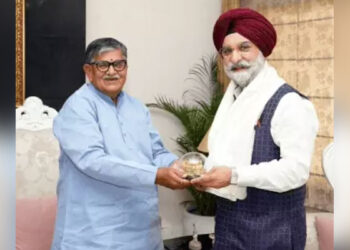 Delhi ਦੇ LG ਨੇ ਪੰਜਾਬ ਦੇ ਰਾਜਪਾਲ ਨਾਲ ਕੀਤੀ ਮੁਲਾਕਾਤ