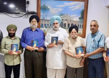 ਅਮਰੀਕਾ ਵੱਸਦੇ ਪੰਜਾਬੀ ਲੇਖਕ ਗੁਰਚਰਨ ਸਿੰਘ ਹੰਸਰਾ ਦਾ ਕਹਾਣੀ ਸੰਗ੍ਰਹਿ “ਅਣਕਹੀਆਂ ਕਹਾਣੀਆਂ” ਡਾ. ਸ ਪ ਸਿੰਘ, ਗੁਰਭਜਨ ਗਿੱਲ ਤੇ ਸਾਥੀਆਂ ਵੱਲੋਂ ਲੋਕ ਅਰਪਣ