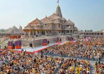 ਰਾਮ ਮੰਦਰ ਚੜ੍ਹਾਵਾ ਚੋਰੀ ਮਾਮਲਾ : SIT ਨੇ ਸਰਕਾਰ ਨੂੰ ਸੌਂਪੀ ਰਿਪੋਰਟ ਰਾਮ ਮੰਦਰ ਚੜ੍ਹਾਵਾ ਚੋਰੀ ਮਾਮਲਾ : SIT ਨੇ ਸਰਕਾਰ ਨੂੰ ਸੌਂਪੀ ਰਿਪੋਰਟ