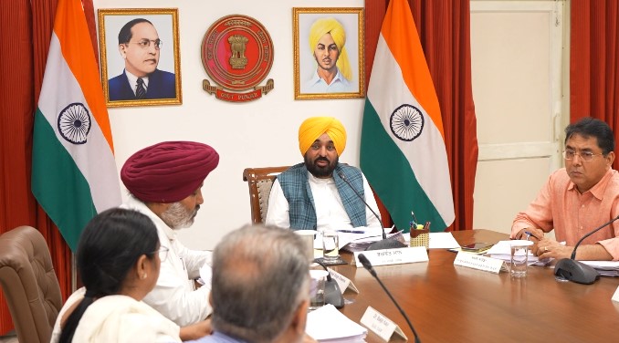 ਪੰਜਾਬ ਕੈਬਨਿਟ ਦੀ ਮੀਟਿੰਗ ‘ਚ ਲਏ ਗਏ ਵੱਡੇ ਫੈਸਲੇ; ਪੜ੍ਹੋ ਵੇਰਵਾ ਪੰਜਾਬ ਕੈਬਨਿਟ ਦੀ ਮੀਟਿੰਗ ‘ਚ ਲਏ ਗਏ ਵੱਡੇ ਫੈਸਲੇ; ਪੜ੍ਹੋ ਵੇਰਵਾ