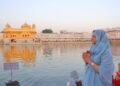 ਭਾਰਤ ਚੋਣ ਕਮਿਸ਼ਨ ਦੀ ਡਾਇਰੈਕਟਰ ਜਨਰਲ (ਆਈ.ਟੀ.) ਡਾ. ਸੀਮਾ ਖੰਨਾ ਅਤੇ ਮੁੱਖ ਚੋਣ ਅਧਿਕਾਰੀ ਪੰਜਾਬ ਅਨਿੰਦਤਾ ਮਿੱਤਰਾ ਨੇ ਸ੍ਰੀ ਹਰਿਮੰਦਰ ਸਾਹਿਬ ਵਿਖੇ ਟੇਕਿਆ ਮੱਥਾ
