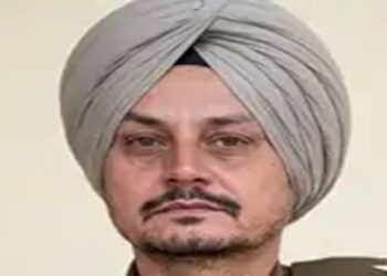 ਕੋਰਟ ਕੰਪਲੈਕਸ ‘ਚ ਡਿਊਟੀ ਦੌਰਾਨ ASI ਨੂੰ ਲੱਗੀ ਗੋਲੀ; ਹਾਲਤ ਗੰਭੀਰ ਕੋਰਟ ਕੰਪਲੈਕਸ ‘ਚ ਡਿਊਟੀ ਦੌਰਾਨ ASI ਨੂੰ ਲੱਗੀ ਗੋਲੀ; ਹਾਲਤ ਗੰਭੀਰ