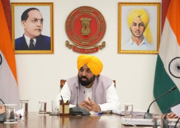 ਮੁੱਖ ਮੰਤਰੀ ਭਗਵੰਤ ਸਿੰਘ ਮਾਨ ਵੱਲੋਂ ਉਸਾਰੀ ਕਿਰਤੀਆਂ ਲਈ ਵੱਡੀ ਰਾਹਤ ਦਾ ਐਲਾਨ; ਪੂਰੇ ਪੰਜਾਬ ਵਿੱਚ 10 ਲੱਖ ਮਜ਼ਦੂਰਾਂ ਦੀ ਮੁਫ਼ਤ ਰਜਿਸਟ੍ਰੇਸ਼ਨ ਕੀਤੀ ਜਾਵੇਗੀ ਮੁੱਖ ਮੰਤਰੀ ਭਗਵੰਤ ਸਿੰਘ ਮਾਨ ਵੱਲੋਂ ਉਸਾਰੀ ਕਿਰਤੀਆਂ ਲਈ ਵੱਡੀ ਰਾਹਤ ਦਾ ਐਲਾਨ; ਪੂਰੇ ਪੰਜਾਬ ਵਿੱਚ 10 ਲੱਖ ਮਜ਼ਦੂਰਾਂ ਦੀ ਮੁਫ਼ਤ ਰਜਿਸਟ੍ਰੇਸ਼ਨ ਕੀਤੀ ਜਾਵੇਗੀ