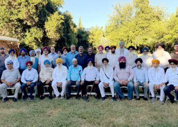 ਸ਼੍ਰੋਮਣੀ ਕਮੇਟੀ ਵਫ਼ਦ ਨੇ ਯੂਬਾ ਸਿਟੀ ਵਿਖੇ ਸਥਾਨਕ ਸਿੱਖ ਆਗੂਆਂ ਨਾਲ ਕੀਤੀ ਇਕੱਤਰਤਾ ਸ਼੍ਰੋਮਣੀ ਕਮੇਟੀ ਵਫ਼ਦ ਨੇ ਯੂਬਾ ਸਿਟੀ ਵਿਖੇ ਸਥਾਨਕ ਸਿੱਖ ਆਗੂਆਂ ਨਾਲ ਕੀਤੀ ਇਕੱਤਰਤਾ