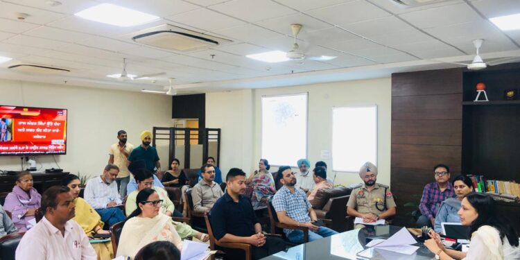 ਨੀਟ-ਯੂਜੀ 2026 ਪ੍ਰੀਖਿਆ ਦੇ ਪਾਰਦਰਸ਼ੀ ਅਤੇ ਸੁਰੱਖਿਅਤ ਸੰਚਾਲਨ ਵਿੱਚ ਕਿਸੇ ਵੀ ਤਰ੍ਹਾਂ ਦੀ ਢਿੱਲ ਬਰਦਾਸ਼ਤ ਨਹੀਂ ਕੀਤੀ ਜਾਵੇਗੀ: ਡਿਪਟੀ ਕਮਿਸ਼ਨਰ ਕੋਮਲ ਮਿੱਤਲ ਨੀਟ-ਯੂਜੀ 2026 ਪ੍ਰੀਖਿਆ ਦੇ ਪਾਰਦਰਸ਼ੀ ਅਤੇ ਸੁਰੱਖਿਅਤ ਸੰਚਾਲਨ ਵਿੱਚ ਕਿਸੇ ਵੀ ਤਰ੍ਹਾਂ ਦੀ ਢਿੱਲ ਬਰਦਾਸ਼ਤ ਨਹੀਂ ਕੀਤੀ ਜਾਵੇਗੀ: ਡਿਪਟੀ ਕਮਿਸ਼ਨਰ ਕੋਮਲ ਮਿੱਤਲ
