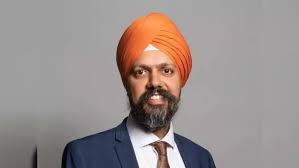 ਸੰਸਦ ਮੈਂਬਰ ਢੇਸੀ ਨੇ ਯੂਕੇ ‘ਚ ਕਤਲ ਕੇਸ ਪਿੱਛੋਂ ਸਿੱਖਾਂ ਨੂੰ ਨਿਸ਼ਾਨਾ ਬਣਾਉਣ ’ਤੇ ਸੱਜੇ ਪੱਖੀ ਪਾਰਟੀਆਂ ਨੂੰ ਲਿਆ ਆੜੇ ਹੱਥੀਂ