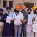 ਗੁਰਦੁਆਰਾ ਸਾਹਿਬ ‘ਚ ਚੱਲ ਰਹੀਆਂ ਯੋਗਾ ਕਲਾਸਾਂ, ਸਿੱਖ ਸੰਗਤ ਨੇ ਜਤਾਇਆ ਇਤਰਾਜ਼! ਗੁਰਦੁਆਰਾ ਸਾਹਿਬ ‘ਚ ਚੱਲ ਰਹੀਆਂ ਯੋਗਾ ਕਲਾਸਾਂ, ਸਿੱਖ ਸੰਗਤ ਨੇ ਜਤਾਇਆ ਇਤਰਾਜ਼!