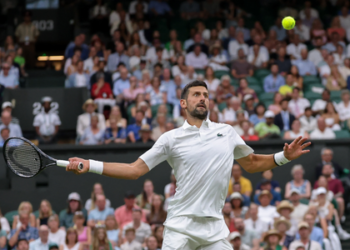 Wimbledon : ਨੋਵਾਕ ਜੋਕੋਵਿਚ ਨੇ ਫੈਡਰਰ ਦੇ ਵਿੰਬਲਡਨ ਰਿਕਾਰਡ ਦੀ ਕੀਤੀ ਬਰਾਬਰੀ : ਰਿੰਡਰਕਨੇਚ ਨੂੰ ਹਰਾ ਕੇ ਚੌਥੇ ਰਾਊਂਡ ਵਿੱਚ ਪਹੁੰਚੇ Wimbledon : ਨੋਵਾਕ ਜੋਕੋਵਿਚ ਨੇ ਫੈਡਰਰ ਦੇ ਵਿੰਬਲਡਨ ਰਿਕਾਰਡ ਦੀ ਕੀਤੀ ਬਰਾਬਰੀ : ਰਿੰਡਰਕਨੇਚ ਨੂੰ ਹਰਾ ਕੇ ਚੌਥੇ ਰਾਊਂਡ ਵਿੱਚ ਪਹੁੰਚੇ