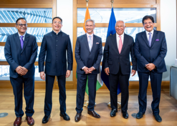 ਵਿਦੇਸ਼ ਮੰਤਰੀ ਜੈਸ਼ੰਕਰ ਨੇ Brussels ਵਿੱਚ ਯੂਰਪੀਅਨ ਕੌਂਸਲ ਦੇ ਪ੍ਰਧਾਨ ਨਾਲ ਕੀਤੀ ਮੁਲਾਕਾਤ ; ਵਪਾਰ, ਤਕਨਾਲੋਜੀ, ਰਣਨੀਤਕ ਸਹਿਯੋਗ ‘ਤੇ ਕੀਤੀ ਚਰਚਾ ਵਿਦੇਸ਼ ਮੰਤਰੀ ਜੈਸ਼ੰਕਰ ਨੇ Brussels ਵਿੱਚ ਯੂਰਪੀਅਨ ਕੌਂਸਲ ਦੇ ਪ੍ਰਧਾਨ ਨਾਲ ਕੀਤੀ ਮੁਲਾਕਾਤ ; ਵਪਾਰ, ਤਕਨਾਲੋਜੀ, ਰਣਨੀਤਕ ਸਹਿਯੋਗ ‘ਤੇ ਕੀਤੀ ਚਰਚਾ