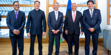 ਵਿਦੇਸ਼ ਮੰਤਰੀ ਜੈਸ਼ੰਕਰ ਨੇ Brussels ਵਿੱਚ ਯੂਰਪੀਅਨ ਕੌਂਸਲ ਦੇ ਪ੍ਰਧਾਨ ਨਾਲ ਕੀਤੀ ਮੁਲਾਕਾਤ ; ਵਪਾਰ, ਤਕਨਾਲੋਜੀ, ਰਣਨੀਤਕ ਸਹਿਯੋਗ ‘ਤੇ ਕੀਤੀ ਚਰਚਾ ਵਿਦੇਸ਼ ਮੰਤਰੀ ਜੈਸ਼ੰਕਰ ਨੇ Brussels ਵਿੱਚ ਯੂਰਪੀਅਨ ਕੌਂਸਲ ਦੇ ਪ੍ਰਧਾਨ ਨਾਲ ਕੀਤੀ ਮੁਲਾਕਾਤ ; ਵਪਾਰ, ਤਕਨਾਲੋਜੀ, ਰਣਨੀਤਕ ਸਹਿਯੋਗ ‘ਤੇ ਕੀਤੀ ਚਰਚਾ