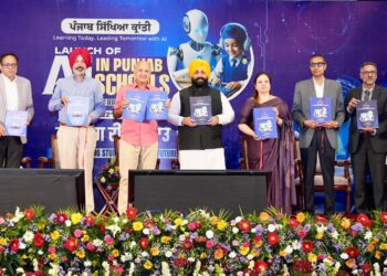 ਪੰਜਾਬ ਪਹਿਲੀ ਤੋਂ ਬਾਰ੍ਹਵੀਂ ਜਮਾਤ ਤੱਕ ਆਰਟੀਫੀਸ਼ੀਅਲ ਇੰਟੈਲੀਜੈਂਸ ਨੂੰ ਮੁੱਖ ਵਿਸ਼ੇ ਵਜੋਂ ਸ਼ਾਮਲ ਕਰਨ ਵਾਲਾ ਭਾਰਤ ਦਾ ਪਹਿਲਾ ਸੂਬਾ ਬਣਿਆ: ਹਰਜੋਤ ਸਿੰਘ ਬੈਂਸ ਪੰਜਾਬ ਪਹਿਲੀ ਤੋਂ ਬਾਰ੍ਹਵੀਂ ਜਮਾਤ ਤੱਕ ਆਰਟੀਫੀਸ਼ੀਅਲ ਇੰਟੈਲੀਜੈਂਸ ਨੂੰ ਮੁੱਖ ਵਿਸ਼ੇ ਵਜੋਂ ਸ਼ਾਮਲ ਕਰਨ ਵਾਲਾ ਭਾਰਤ ਦਾ ਪਹਿਲਾ ਸੂਬਾ ਬਣਿਆ: ਹਰਜੋਤ ਸਿੰਘ ਬੈਂਸ
