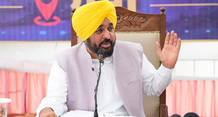 Punjab ਦੀਆਂ ਔਰਤਾਂ ਨੂੰ ਅੱਜ ਤੋਂ ਮਿਲਣਗੇ 1,000 ਰੁਪਏ Punjab ਦੀਆਂ ਔਰਤਾਂ ਨੂੰ ਅੱਜ ਤੋਂ ਮਿਲਣਗੇ 1,000 ਰੁਪਏ