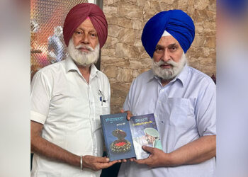 ਪੁਸਤਕ ਸੱਭਿਆਚਾਰ ਦੀ ਉਸਾਰੀ ਲਈ ਸਮੂਹ ਪੰਜਾਬੀਆਂ ਵੱਲੋਂ “ਘਰ-ਘਰ ਲਾਇਬਰੇਰੀ ਲਹਿਰ” ਉਸਾਰਨ ਦੀ ਲੋੜ – ਦਰਸ਼ਨ ਬੁੱਟਰ ਪੁਸਤਕ ਸੱਭਿਆਚਾਰ ਦੀ ਉਸਾਰੀ ਲਈ ਸਮੂਹ ਪੰਜਾਬੀਆਂ ਵੱਲੋਂ “ਘਰ-ਘਰ ਲਾਇਬਰੇਰੀ ਲਹਿਰ” ਉਸਾਰਨ ਦੀ ਲੋੜ – ਦਰਸ਼ਨ ਬੁੱਟਰ