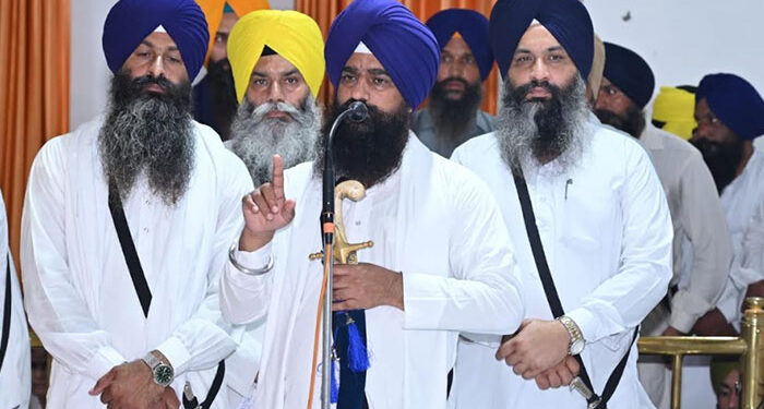 Punjab: ਗੁਰੂ ਦੀਆਂ ਗੋੋਲਕਾਂ ਅਤੇ ਸਿੱਖ ਪ੍ਰੰਪਰਾਵਾਂ ’ਤੇ ਹਮਲੇ ਕਰਨ ਵਾਲਿਆਂ ਨੂੰ ਕੌਮ ਮੁਆਫ਼ ਨਹੀਂ ਕਰੇਗੀ – ਗਿਆਨੀ ਕੁਲਦੀਪ ਸਿੰਘ ਗੜਗੱਜ