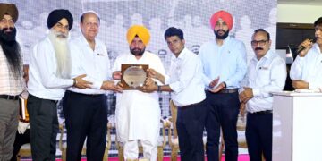 ਫੋਟੋਗ੍ਰਾਫੀ ਸਿਰਫ਼ ਪੇਸ਼ਾ ਨਹੀਂ, ਸਗੋਂ ਇੱਕ ਖੂਬਸੂਰਤ ਕਲਾ ਹੈ – ਹਰਚੰਦ ਸਿੰਘ ਬਰਸਟ