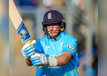 IND vs ENG: ਇੰਗਲੈਂਡ ਨੇ ਭਾਰਤ ਨੂੰ ਦੂਜੇ ਵਨਡੇ ‘ਚ 4 ਵਿਕਟਾਂ ਨਾਲ ਹਰਾਇਆ