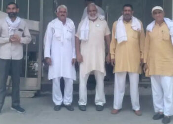Haryana: ਅਧਿਆਪਕਾ ਮੌਤ ਮਾਮਲਾ: ਕਮੇਟੀ ਪਹੁੰਚੀ ਦਿੱਲੀ, CBI ਅਧਿਕਾਰੀਆਂ ਨਾਲ ਕੀਤੀ ਮੀਟਿੰਗ Haryana: ਅਧਿਆਪਕਾ ਮੌਤ ਮਾਮਲਾ: ਕਮੇਟੀ ਪਹੁੰਚੀ ਦਿੱਲੀ, CBI ਅਧਿਕਾਰੀਆਂ ਨਾਲ ਕੀਤੀ ਮੀਟਿੰਗ