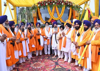 Punjab: ਮੀਰੀ-ਪੀਰੀ ਖਾਲਸਾ ਮਾਰਚ ਫਰੀਦਕੋਟ ਤੋਂ ਅਗਲੇ ਪੜਾਅ ਲਈ ਹੋਇਆ ਰਵਾਨਾ Punjab: ਮੀਰੀ-ਪੀਰੀ ਖਾਲਸਾ ਮਾਰਚ ਫਰੀਦਕੋਟ ਤੋਂ ਅਗਲੇ ਪੜਾਅ ਲਈ ਹੋਇਆ ਰਵਾਨਾ