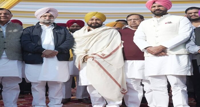 Punjab: ਦਿੱਲੀ ‘ਚ ਪੰਜਾਬ ਕਾਂਗਰਸ ਦੀ ਹਾਈਕਮਾਨ ਨਾਲ ਵੱਡੀ ਬੈਠਕ ਅੱਜ Punjab: ਦਿੱਲੀ ‘ਚ ਪੰਜਾਬ ਕਾਂਗਰਸ ਦੀ ਹਾਈਕਮਾਨ ਨਾਲ ਵੱਡੀ ਬੈਠਕ ਅੱਜ