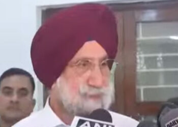 Breaking: ਅਮਿਤ ਸ਼ਾਹ ਨਾਲ ਮੁਲਾਕਾਤ ਪਿੱਛੋਂ ਸੁਖਜਿੰਦਰ ਰੰਧਾਵਾ ਨੇ ਦਿੱਤਾ ਵੱਡਾ ਬਿਆਨ Breaking: ਅਮਿਤ ਸ਼ਾਹ ਨਾਲ ਮੁਲਾਕਾਤ ਪਿੱਛੋਂ ਸੁਖਜਿੰਦਰ ਰੰਧਾਵਾ ਨੇ ਦਿੱਤਾ ਵੱਡਾ ਬਿਆਨ