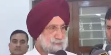 Breaking: ਅਮਿਤ ਸ਼ਾਹ ਨਾਲ ਮੁਲਾਕਾਤ ਪਿੱਛੋਂ ਸੁਖਜਿੰਦਰ ਰੰਧਾਵਾ ਨੇ ਦਿੱਤਾ ਵੱਡਾ ਬਿਆਨ Breaking: ਅਮਿਤ ਸ਼ਾਹ ਨਾਲ ਮੁਲਾਕਾਤ ਪਿੱਛੋਂ ਸੁਖਜਿੰਦਰ ਰੰਧਾਵਾ ਨੇ ਦਿੱਤਾ ਵੱਡਾ ਬਿਆਨ