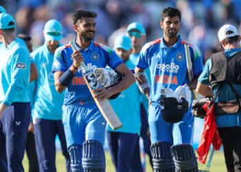 IND Vs ENG: ਪਹਿਲੇ ਵਨਡੇ ‘ਚ ਭਾਰਤ ਨੇ ਇੰਗਲੈਂਡ ਨੂੰ 6 ਵਿਕਟਾਂ ਨਾਲ ਹਰਾਇਆ IND Vs ENG: ਪਹਿਲੇ ਵਨਡੇ ‘ਚ ਭਾਰਤ ਨੇ ਇੰਗਲੈਂਡ ਨੂੰ 6 ਵਿਕਟਾਂ ਨਾਲ ਹਰਾਇਆ