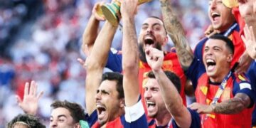 FIFA World Cup Final : ਸਪੇਨ ਨੇ ਜਿੱਤਿਆ ਫੁੱਟਬਾਲ ਵਿਸ਼ਵ ਕੱਪ ਦਾ ਖਿਤਾਬ ; ਫਾਈਨਲ ਵਿੱਚ ਅਰਜਨਟੀਨਾ ਨੂੰ ਹਰਾਇਆ FIFA World Cup Final : ਸਪੇਨ ਨੇ ਜਿੱਤਿਆ ਫੁੱਟਬਾਲ ਵਿਸ਼ਵ ਕੱਪ ਦਾ ਖਿਤਾਬ ; ਫਾਈਨਲ ਵਿੱਚ ਅਰਜਨਟੀਨਾ ਨੂੰ ਹਰਾਇਆ