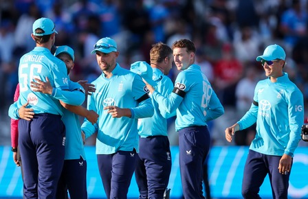 IND Vs ENG 3rd ODI : ਇੰਗਲੈਂਡ ਨੇ ਭਾਰਤ ਨੂੰ 27 ਦੌੜਾਂ ਨਾਲ ਹਰਾਇਆ ; ਸੀਰੀਜ਼ 2-1 ਨਾਲ ਜਿੱਤੀ IND Vs ENG 3rd ODI : ਇੰਗਲੈਂਡ ਨੇ ਭਾਰਤ ਨੂੰ 27 ਦੌੜਾਂ ਨਾਲ ਹਰਾਇਆ ; ਸੀਰੀਜ਼ 2-1 ਨਾਲ ਜਿੱਤੀ