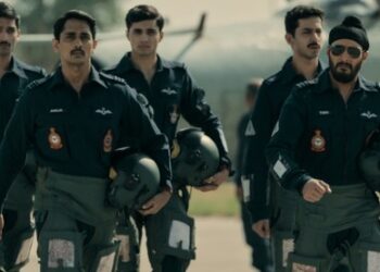 ‘Operation Safed Sagar’ ਦਾ ਟ੍ਰੇਲਰ ਰਿਲੀਜ਼: ਕਾਰਗਿਲ ਯੁੱਧ ਦੌਰਾਨ ਭਾਰਤੀ ਹਵਾਈ ਸੈਨਾ ਦੇ ਸ਼ਾਨਦਾਰ ਕਾਰਜਾਂ ਦੀ ਇੱਕ ਦਿਲਚਸਪ ਕਹਾਣੀ ‘Operation Safed Sagar’ ਦਾ ਟ੍ਰੇਲਰ ਰਿਲੀਜ਼: ਕਾਰਗਿਲ ਯੁੱਧ ਦੌਰਾਨ ਭਾਰਤੀ ਹਵਾਈ ਸੈਨਾ ਦੇ ਸ਼ਾਨਦਾਰ ਕਾਰਜਾਂ ਦੀ ਇੱਕ ਦਿਲਚਸਪ ਕਹਾਣੀ