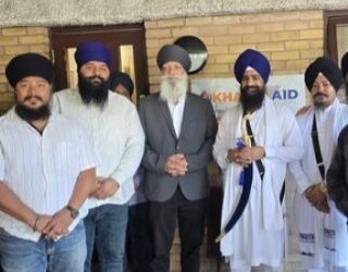 ਰਵੀ ਸਿੰਘ ਖ਼ਾਲਸਾ ਨੇ ਜਥੇਦਾਰ ਗਿਆਨੀ ਕੁਲਦੀਪ ਸਿੰਘ ਗੜਗੱਜ ਨਾਲ ਕੀਤੀ ਮੁਲਾਕਾਤ ਰਵੀ ਸਿੰਘ ਖ਼ਾਲਸਾ ਨੇ ਜਥੇਦਾਰ ਗਿਆਨੀ ਕੁਲਦੀਪ ਸਿੰਘ ਗੜਗੱਜ ਨਾਲ ਕੀਤੀ ਮੁਲਾਕਾਤ