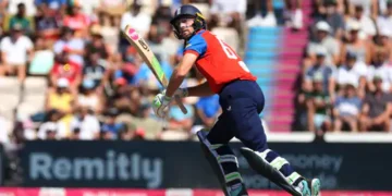 IND vs ENG : ਇੰਗਲੈਂਡ ਨੇ ਭਾਰਤ ਸਾਹਮਣੇ ਰੱਖਿਆ 258 ਦੌੜਾਂ ਦਾ ਟੀਚਾ IND vs ENG : ਇੰਗਲੈਂਡ ਨੇ ਭਾਰਤ ਸਾਹਮਣੇ ਰੱਖਿਆ 258 ਦੌੜਾਂ ਦਾ ਟੀਚਾ