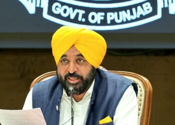 ਮੁੱਖ ਮੰਤਰੀ ਭਗਵੰਤ ਸਿੰਘ ਮਾਨ ਵੱਲੋਂ ਵੱਡੀ ਰਾਹਤ ਦਾ ਐਲਾਨ: ਪੰਜਾਬ ਵਿੱਚ ਬਣਾਏ ਜਾਣਗੇ 10 ਲੱਖ ਨਵੇਂ ਰਾਸ਼ਨ ਕਾਰਡ ਮੁੱਖ ਮੰਤਰੀ ਭਗਵੰਤ ਸਿੰਘ ਮਾਨ ਵੱਲੋਂ ਵੱਡੀ ਰਾਹਤ ਦਾ ਐਲਾਨ: ਪੰਜਾਬ ਵਿੱਚ ਬਣਾਏ ਜਾਣਗੇ 10 ਲੱਖ ਨਵੇਂ ਰਾਸ਼ਨ ਕਾਰਡ