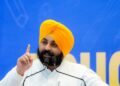 ਪੰਜਾਬ ਸਿੱਖਿਆ ਕ੍ਰਾਂਤੀ: ਭਗਵੰਤ ਮਾਨ ਸਰਕਾਰ ਵੱਲੋਂ ਨੀਟ, ਜੇ.ਈ.ਈ. ਪ੍ਰੀਖਿਆਵਾਂ ਦੇ ਸ਼ਾਨਦਾਰ ਨਤੀਜਿਆਂ ਲਈ 300 ਤੋਂ ਵੱਧ ਪ੍ਰਿੰਸੀਪਲਾਂ ਦਾ ਸਨਮਾਨ