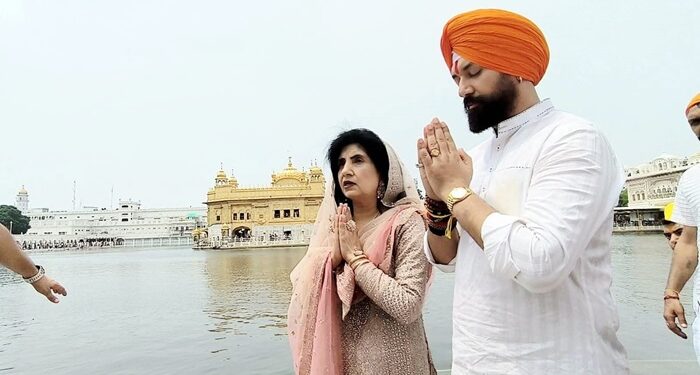 ਕੇਂਦਰੀ ਮੰਤਰੀ ਚਿਰਾਗ ਪਾਸਵਾਨ ਸ੍ਰੀ ਹਰਿਮੰਦਰ ਸਾਹਿਬ ਨਤਮਸਤਕ ਕੇਂਦਰੀ ਮੰਤਰੀ ਚਿਰਾਗ ਪਾਸਵਾਨ ਸ੍ਰੀ ਹਰਿਮੰਦਰ ਸਾਹਿਬ ਨਤਮਸਤਕ