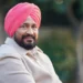 ਚੰਨੀ ਦੇ ਹੱਕ ‘ਚ ਦਿਖੀ ਪੰਜਾਬ ਕਾਂਗਰਸ! 100 ਦੇ ਕਰੀਬ ਵਿਧਾਇਕ – ਸਾਬਕਾ ਵਿਧਾਇਕ, ਸਾਬਕਾ ਮੰਤਰੀ ਤੇ ਸੀਨੀਅਰ ਲੀਡਰਸ਼ਿਪ ਰਹੀ ਮੀਟਿੰਗ ‘ਚ ਮੌਜੂਦ